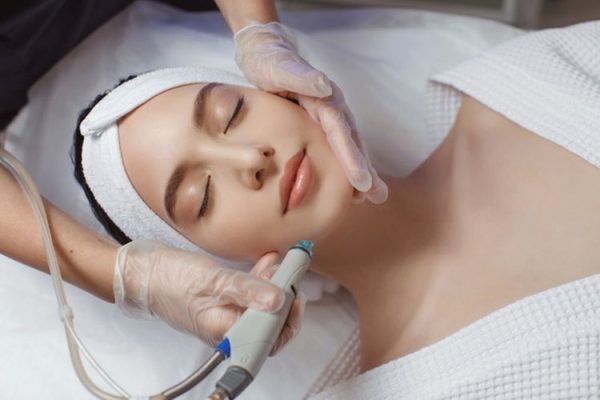 9 Klinik Kecantikan di Batam Terbaik, Biaya Murah 40K