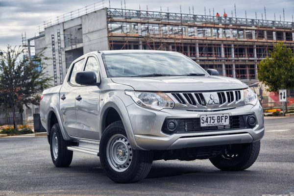 19 Rental Mobil Sentul Lepas Kunci, Biaya Murah 400K