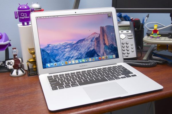Lima Tempat Service Laptop Gresik, Biaya Termurah 50rb