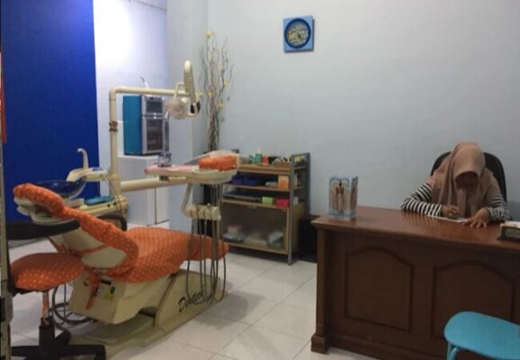 5 Praktek Dokter Gigi Banda Aceh, Ada drg. Amanullah