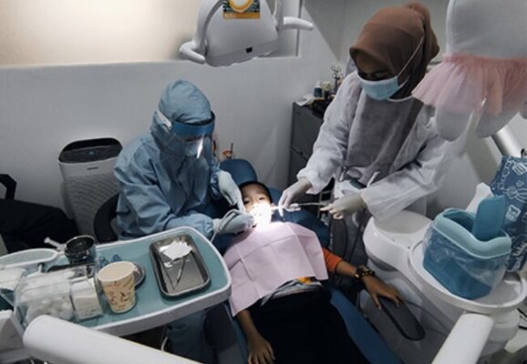 Lima Klinik Dokter Gigi Padang Terbaik, Biaya Murah 200K