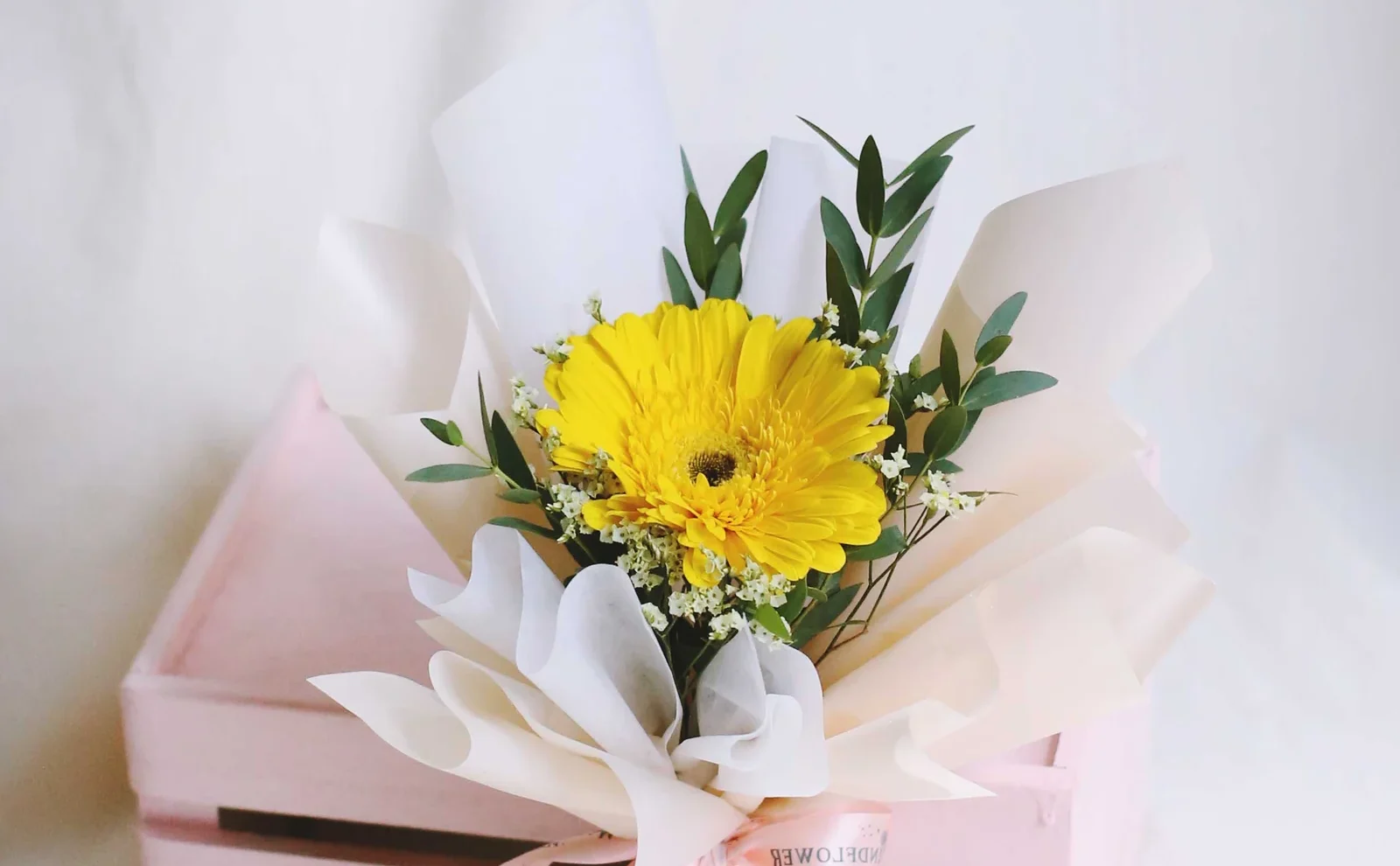 10 Toko Bunga Jakarta Selatan dengan Flower Arrangements Premium dan Berkualitas, Harganya Murah-murah, Loh!
