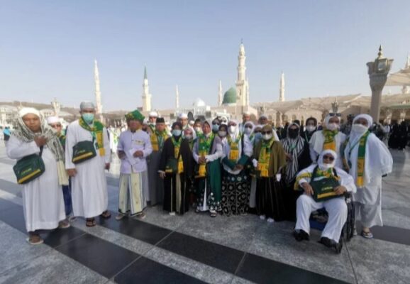 5 Tour Travel Umroh Banjarbaru, Biaya Murah 24jt 2025