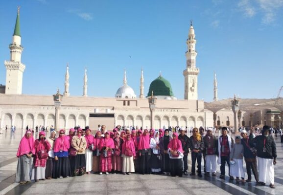 5 Travel Umroh Tasikmalaya Terbaik, Biaya Resmi 27jt