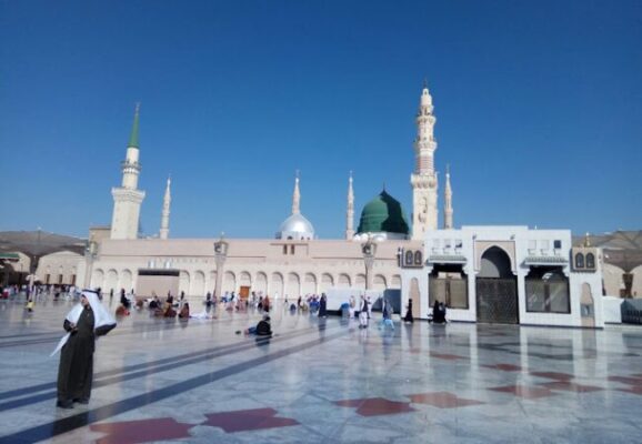 5 Biro Travel Umroh Jambi, Paket Biaya 28,5jt 2025 Murah