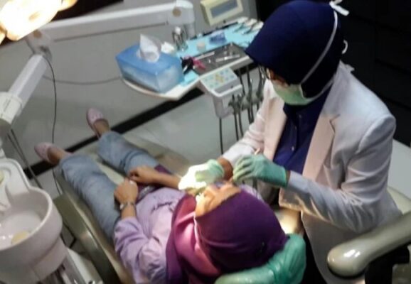 10 Nama Faskes Dokter Gigi Gresik, No5 Menerima BPJS