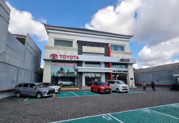 9 Dealer Toyota Denpasar Bali, Biaya Mobil DP 15jt
