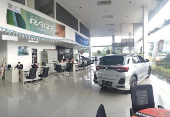 9 Dealer Toyota Probolinggo, Biaya Jual Mobil DP 10jt