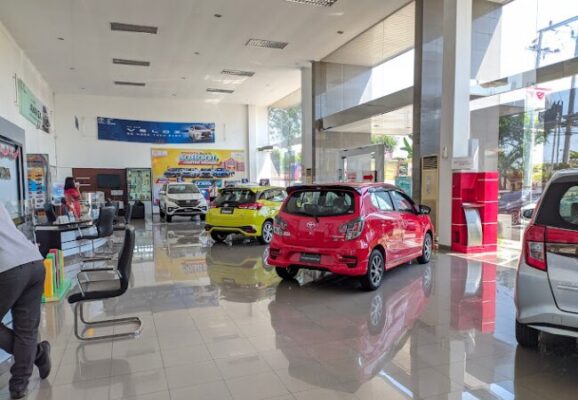 9 Dealer Toyota Pekalongan, Biaya Kredit Mobil DP 5jt