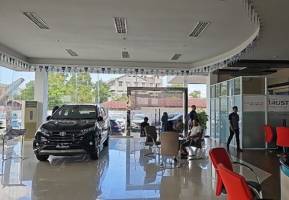 9 Dealer Toyota Kendari, Biaya Cicilan Mobil 2jt DP 17jt