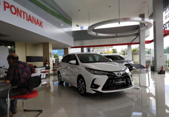 9 Dealer Toyota Pontianak, Biaya Cicilan Mobil 2,4jt