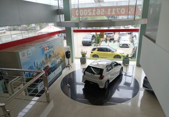 9 Dealer Toyota Palembang, Biaya Kredit Mobil DP 15jt
