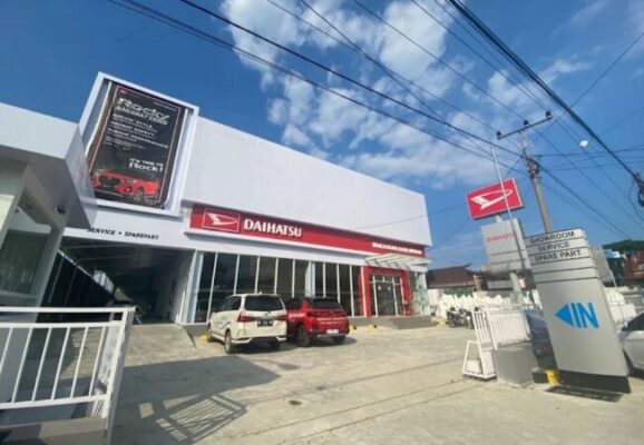 Lima Dealer Daihatsu Palopo, Biaya Jual Resmi Ayla DP 7jt
