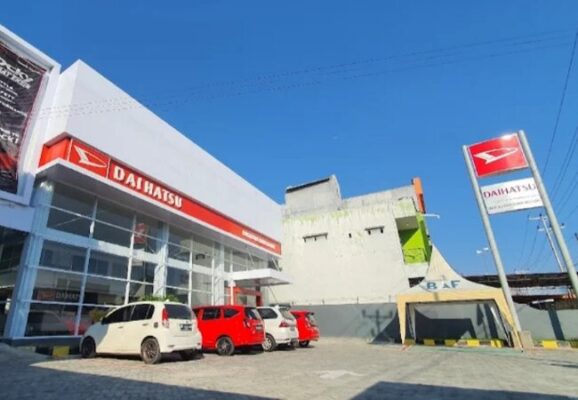 Lima Dealer Mobil Daihatsu Palu, Biaya Terios Ayla DP 8jt