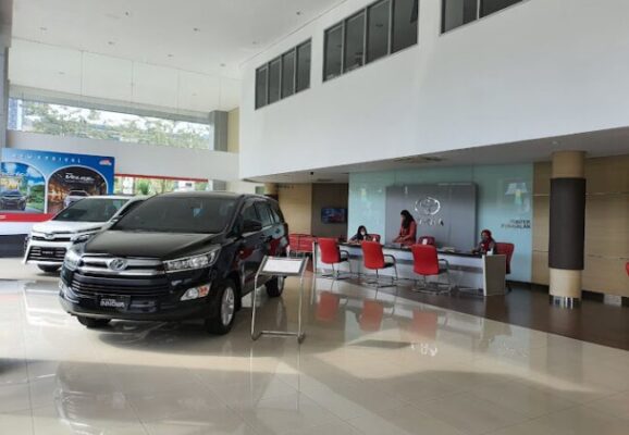 9 Dealer Toyota Bintaro, Biaya Cicilan Mobil 1,7jtan