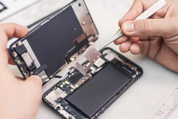 9 Alamat Service iPhone Gresik Terbaik, Biaya 85rb