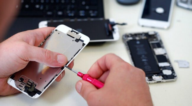 9 Jasa Service iPhone Pontianak Resmi, Biaya 100K