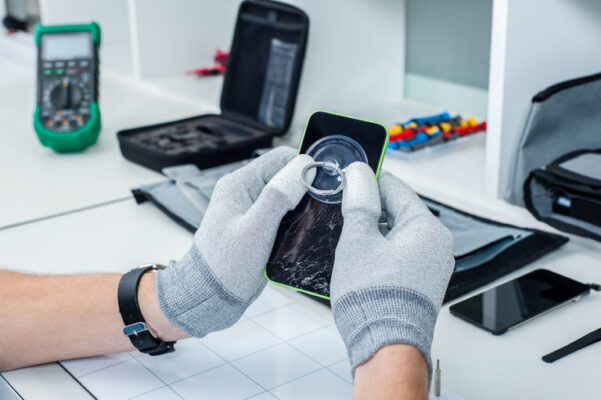 9 Tempat Service iPhone Bali, Biaya Repair Murah 99K