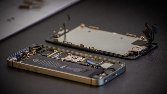 9 Tempat Service iPhone Sukabumi Resmi, Biaya 100rb