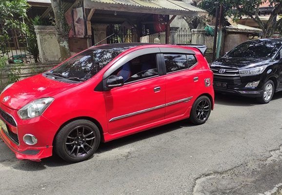 10 Rental Mobil Lawang Malang Lepas Kunci Mulai Rp250.000