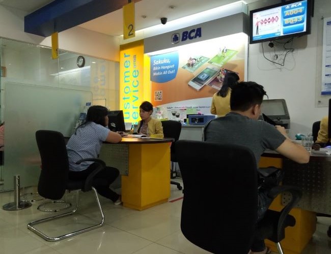 BCA Money Changer Central Park : Gambarnya by Google