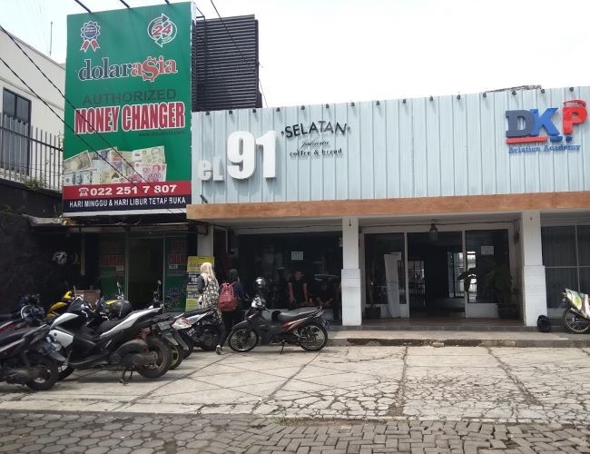 Dolarasia Money Changer Bandung : Gambarnya by Google