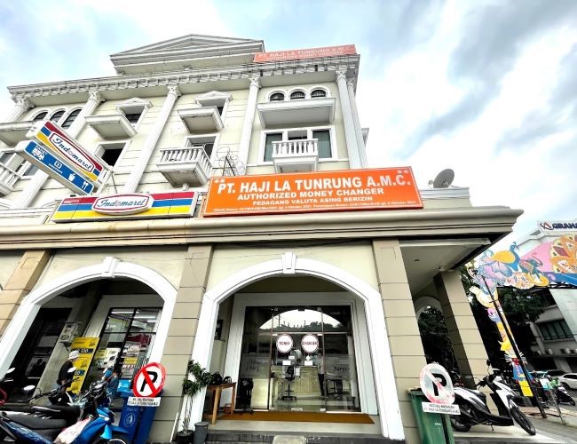 PT. Haji La Tunrung Money Changer Jakarta Pusat : Gambarnya by Google