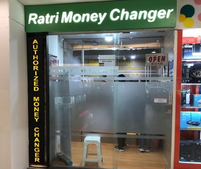 Ratri Money Changer Surabaya - Photo by Google