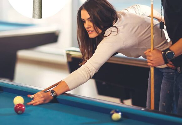 Tempat Billiard Batam yang Nyaman Buat Latihan Atau Sekadar Bermain, Tarifnya Murah Banget 2023. No 4 dan 5 Buka 24 Jam.