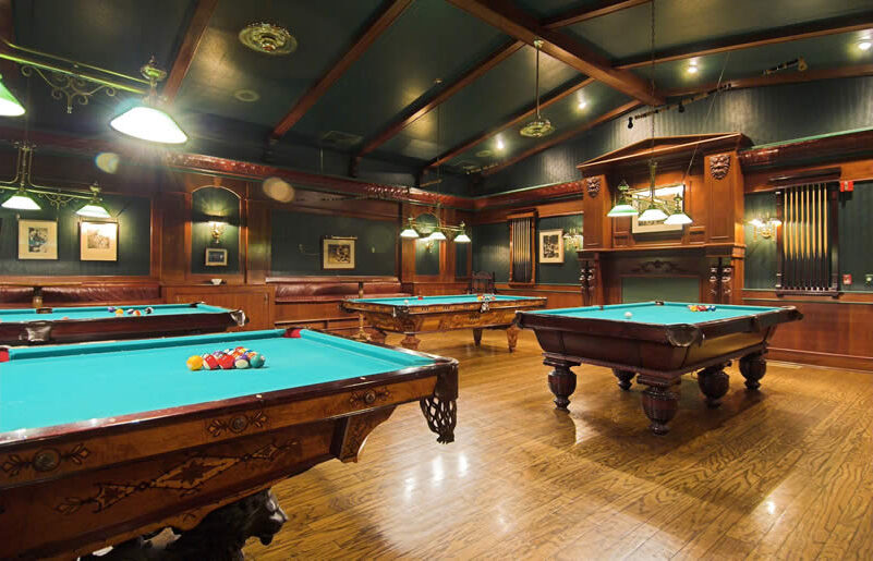 Rekomendasi Billiard Bukittinggi yang Bisa Bantu Mencetak Banyak Poin Untuk Memenangkan Permainan 2025.