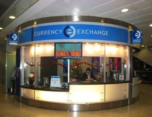 Money Changer Sidoarjo - Photo by Travelvui