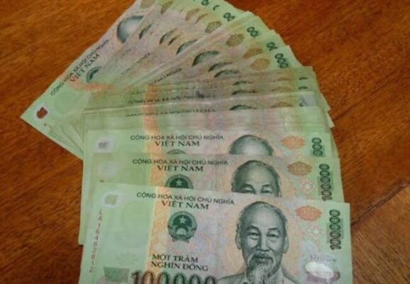 5 Money Changer Bandara Soekarno Hatta Rate Kurs Terbaik, Buka Jam Berapa? No 2 Buka 24 Jam