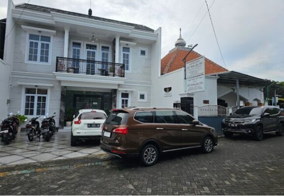 9 Daftar No Telepon Kantor Notaris Gresik Murah Terbaik