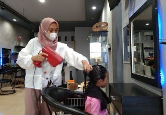 Lima Salon Mataram Yang Bagus dan Terbaik, Biaya Murah Mulai 2rb