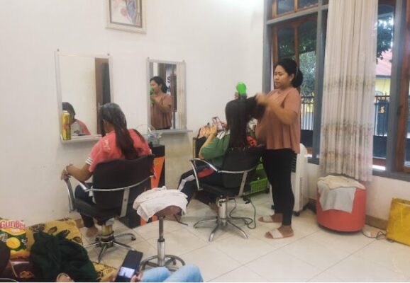 Lima Salon Kupang Yang Bagus dan Terbaik, Biaya Murah Mulai 10rb