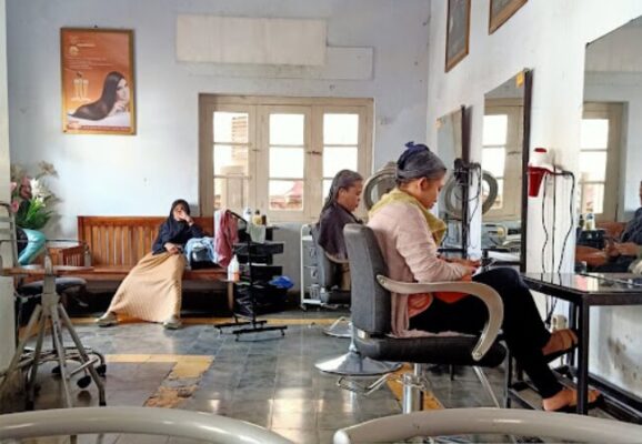 Lima Salon Brebes Yang Bagus dan Terbaik, Biaya Murah Mulai 10rb