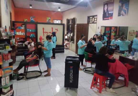 Lima Salon Boyolali Terdekat Untuk Rias Wanita Muslimah, Biaya Murah Mulai 35rb