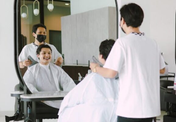 9 Rekomendasi Salon Jakarta Selatan Terbaik Murah Mulai 5rb, Buka Jam 6 Pagi