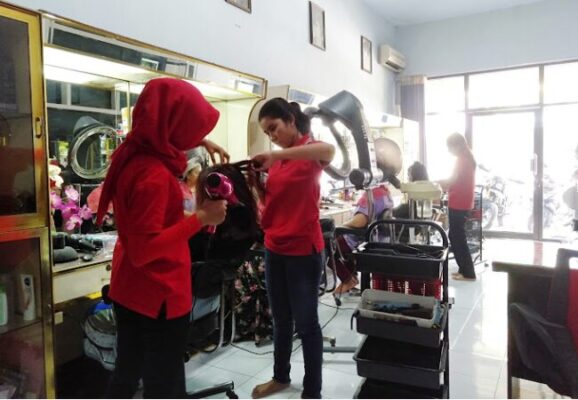 9 Salon Kediri Kota Terdekat dan Terbaik Bisa Untuk Muslimah, Biaya Murah Mulai 10rb