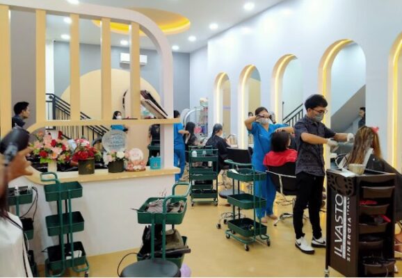 9 Salon Pontianak Bisa Untuk Rambut Muslimah Yang Bagus dan Murah Mulai 5K