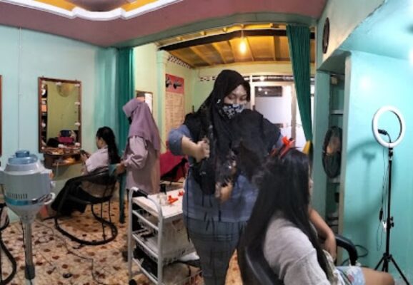 9 Salon Magelang Buat Rambut Wanita Muslimah, Biaya Murah Mulai 3rb